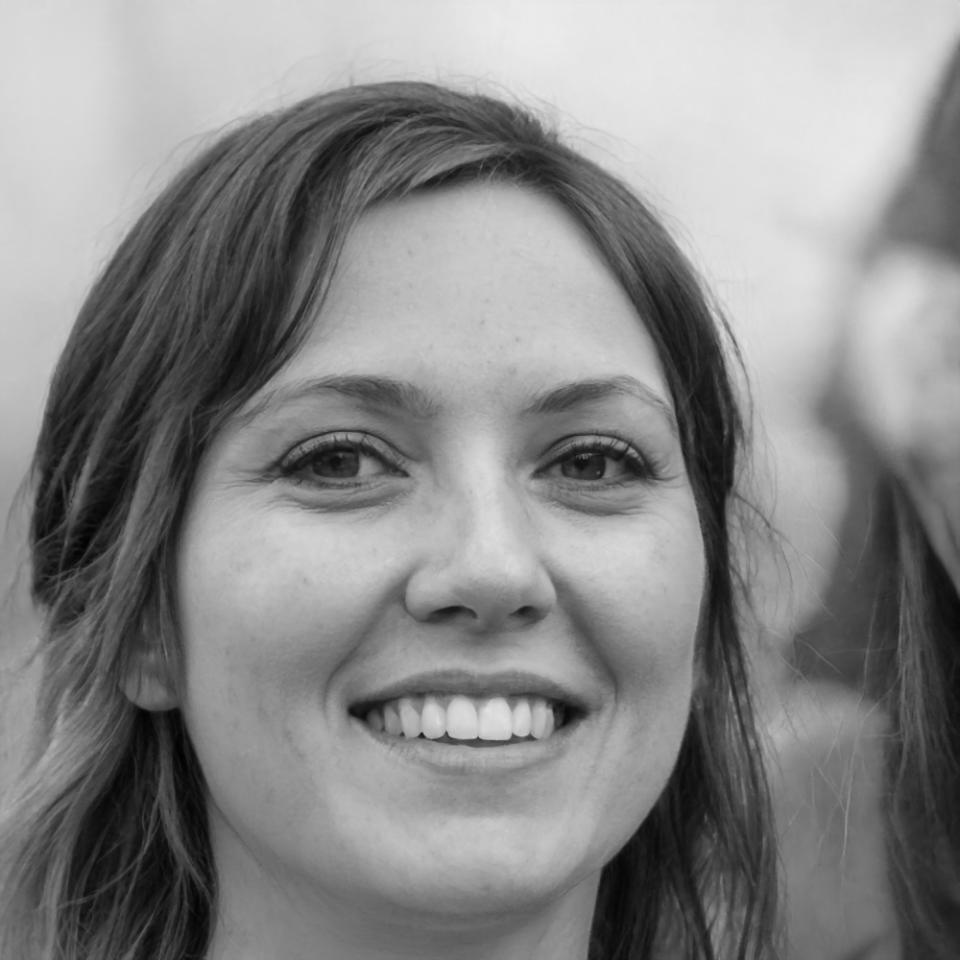 Porträt einer Programmabsolventin